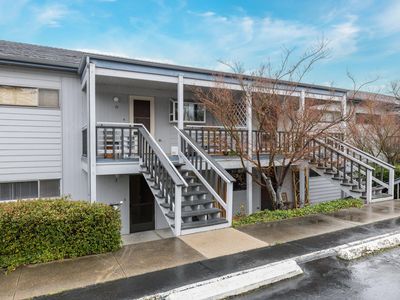 854 Twin Pines Cir APT 3, Ashland, OR, 97520