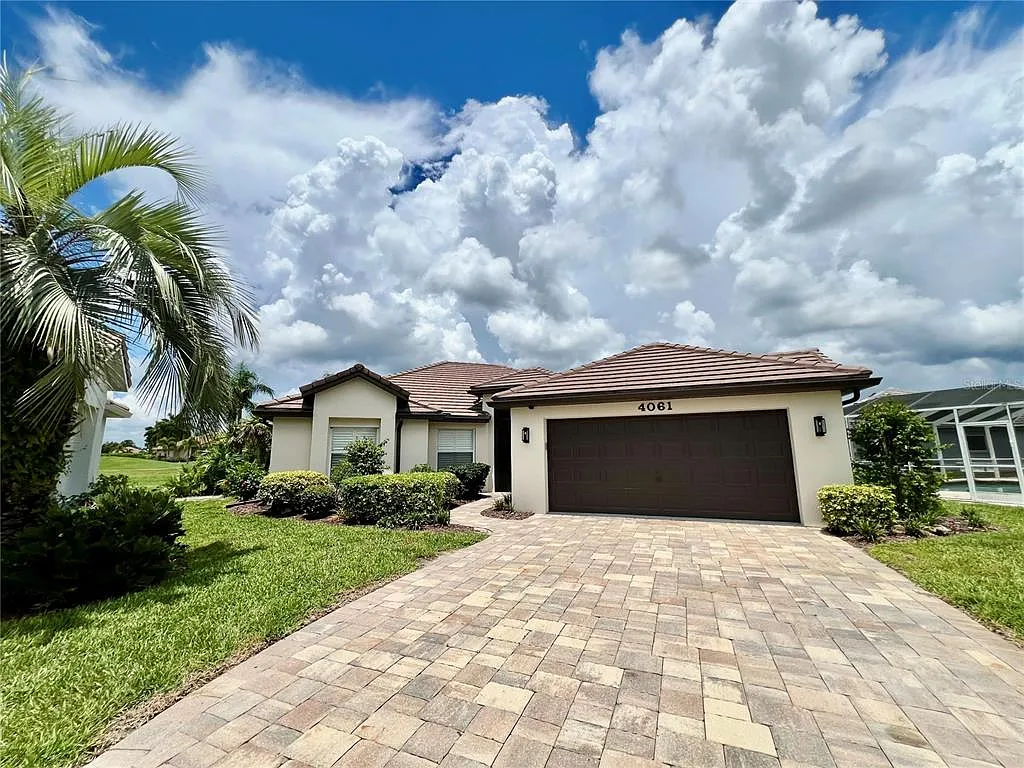 3 bed, 2.0 bath, 1604 sqft, $5,750 — Photo 2