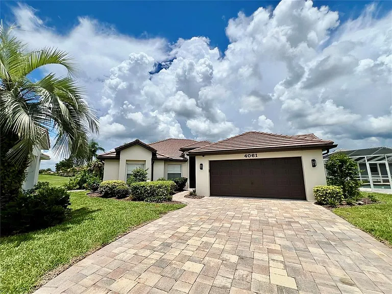 4061 King Tarpon Dr — Photo 2