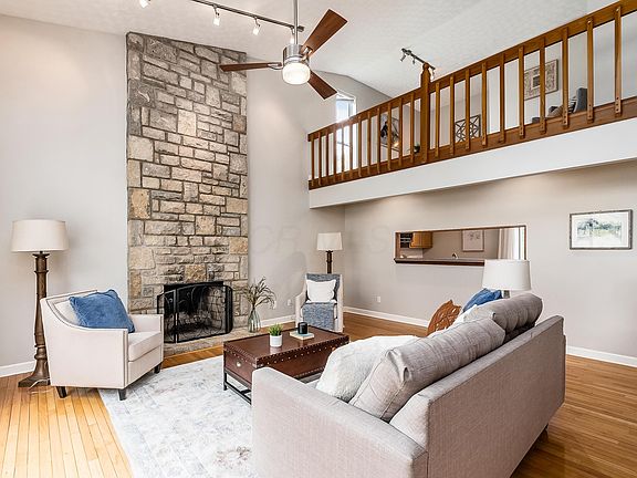 4th image of 5945 Muncie Ct