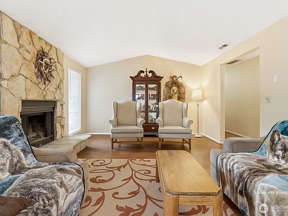 4th image of 5608 NE 38th Street