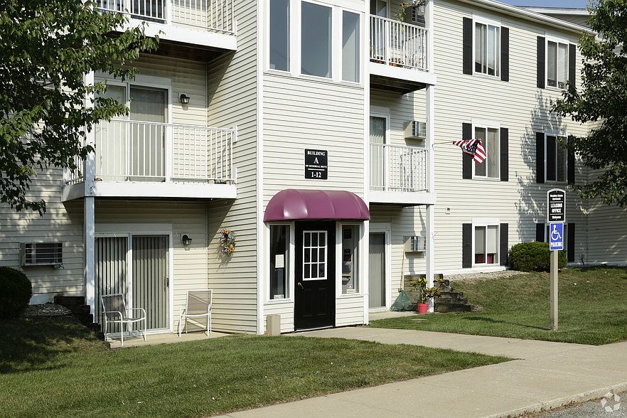 1st image of 245 Memorial Dr #E-11