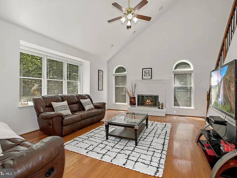 5045 Worthington Woods Way — Photo 19