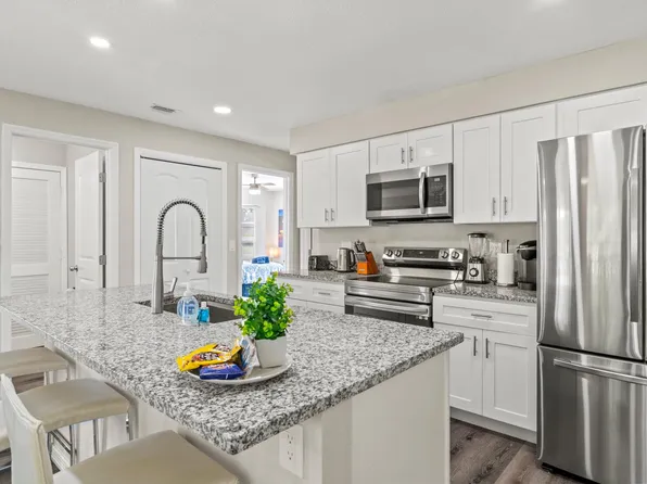1727 E Manasota Beach Rd Unit 1, Englewood, FL 34223