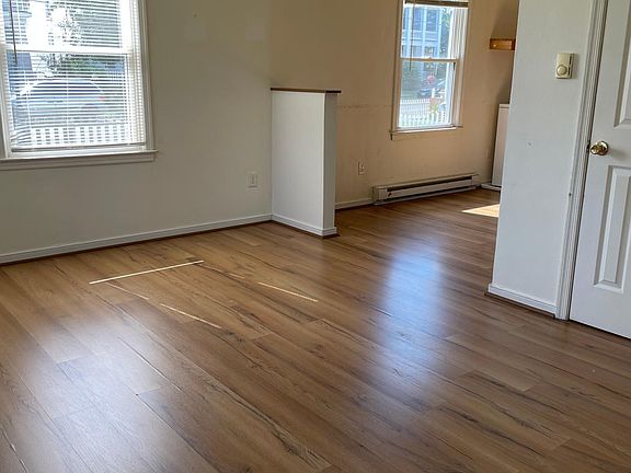 5th image of 1605 Monteiro St #1605