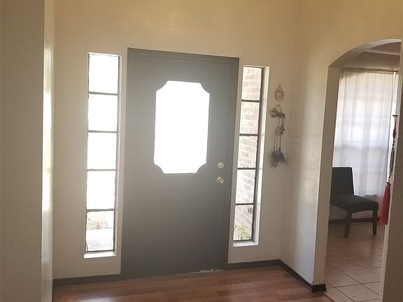 4th image of 1601 Eagle Trace Dr