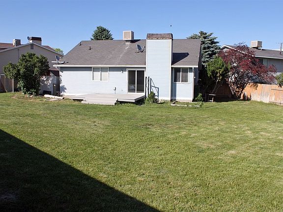3rd image of 5577 W Tiger Lily Ct