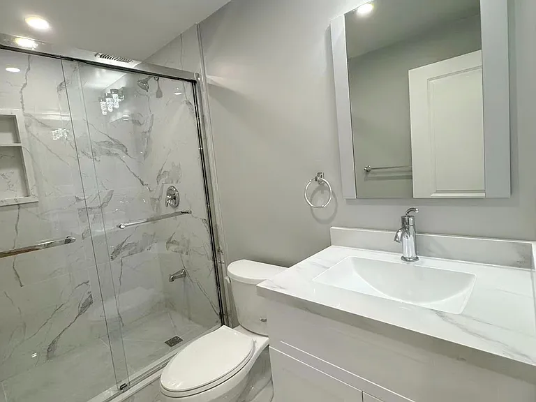 1353 Myron Dr #LOWER — Photo 39