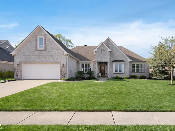 11930 Pebblepointe Pass, Carmel, IN 46033