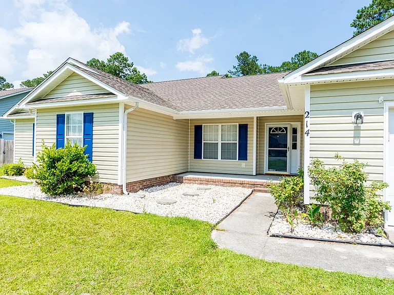 214 Lee Rogers Rd — Photo 3