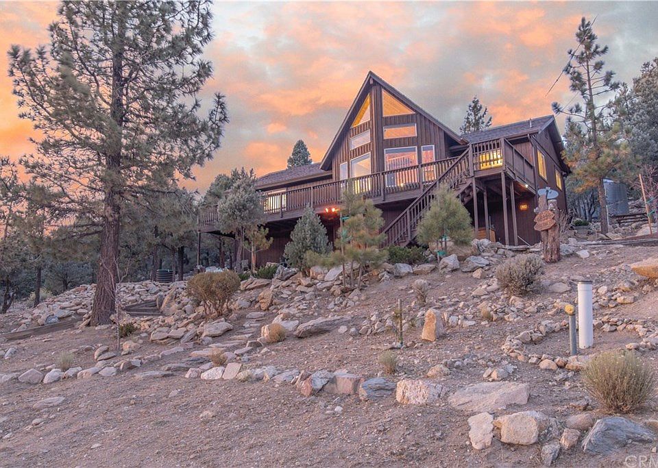 1st image of 46394 Pioneertown Rd