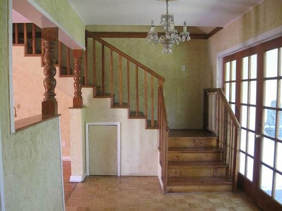 Dining Area/Breakfast roo