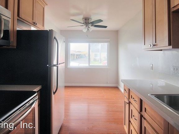 3rd image of 1859 Joan Way APT 01