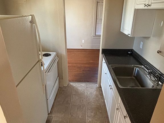 3rd image of 214 E 7th Ave APT 3