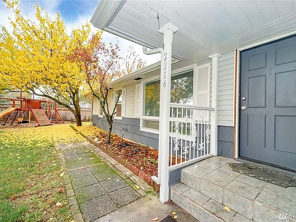 2nd image of 2204 S 132nd St