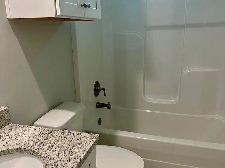 210 Twin Meadow Ln — Photo 10