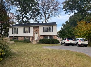 498 Saint Martins Ln, Severna Park, MD 21146
