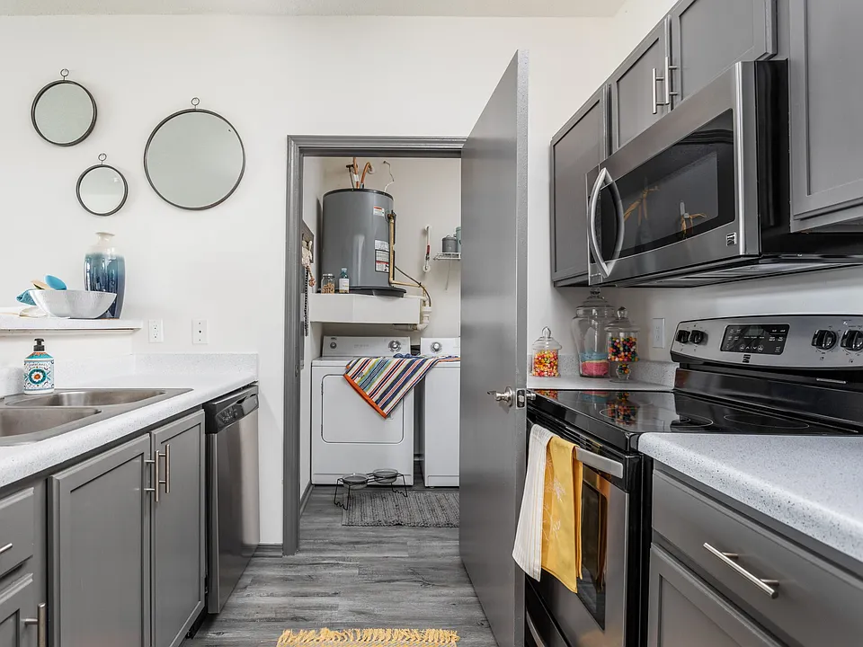 Newly Renovated Kitchen with Utility Room