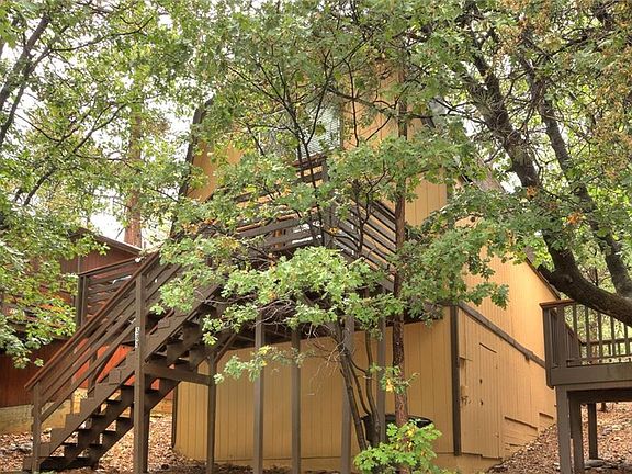 2nd image of 388 Vista Ave