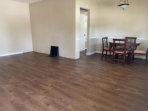 5th image of 433 S Baldwin Ave APT A