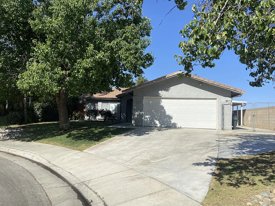 6903 Creamery Ln