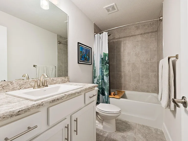 8324 Amalfi Cir — Photo 42