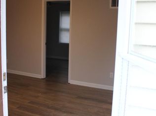 1805 18th St #1805, Columbus, IN 47201