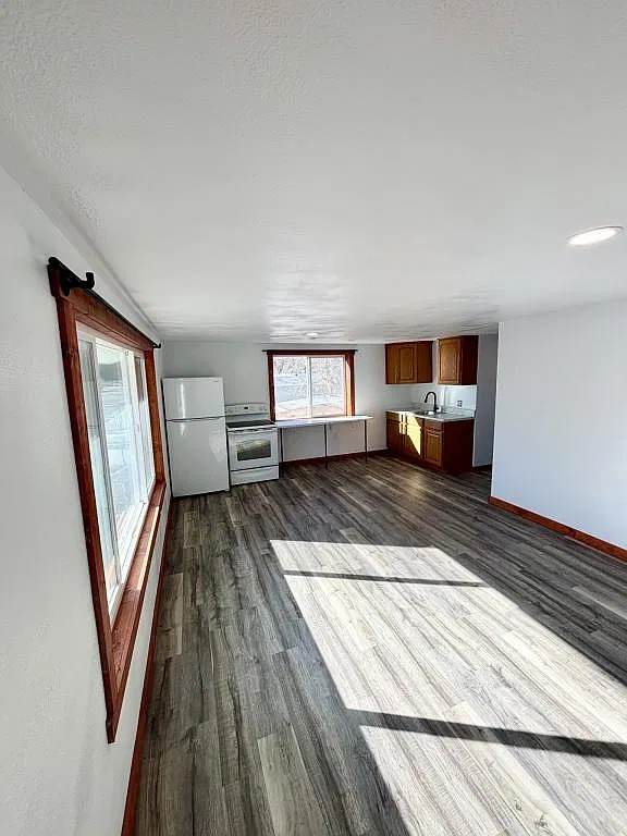362 Amoretti St — Photo 1