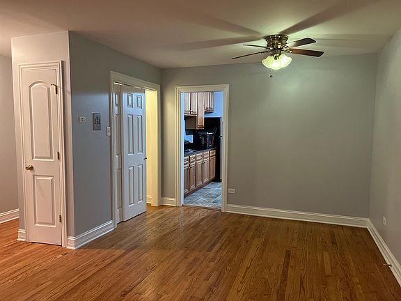 2nd image of 5519 N Campbell Ave APT 1B