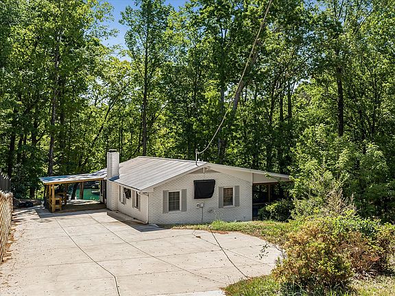 2nd image of 6265 Lakeview Dr