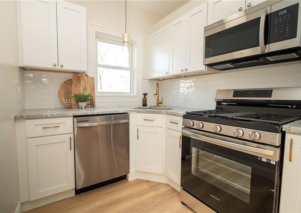 59 Morris Ave, Pawtucket, RI 02860 Zillow