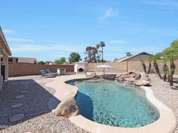 82 N PINEVIEW Drive, Chandler, AZ 85226