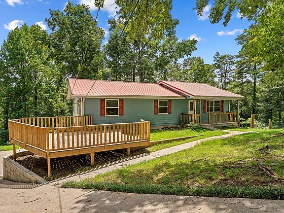 3rd image of 49 Dee Vue Ln
