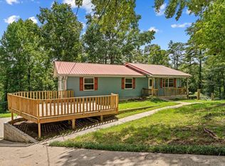49 Dee Vue Ln, Rossville, GA 30741