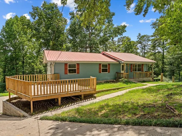 49 Dee Vue Ln, Rossville, GA 30741