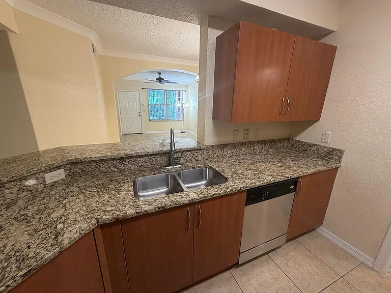 150 SW Peacock Blvd #26-102 — Photo 5