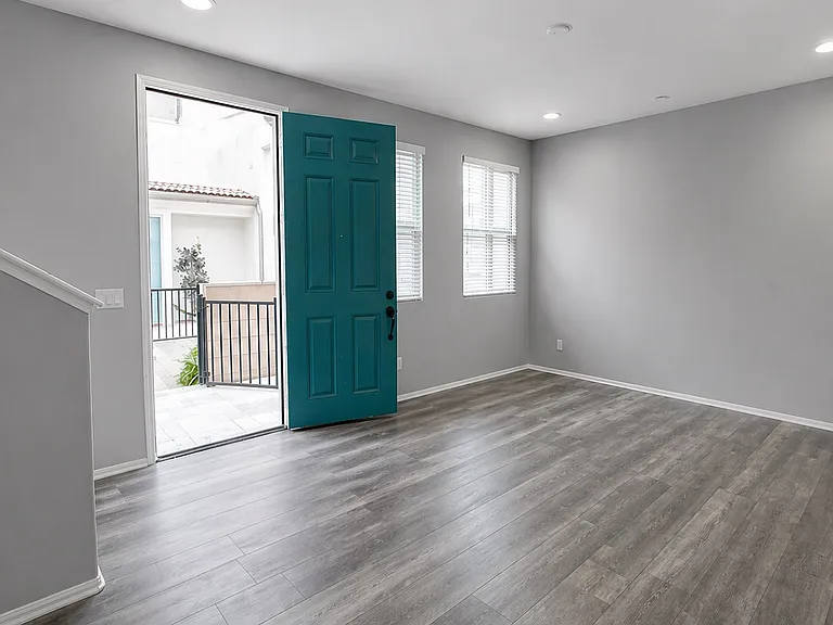 6393 Peacock Ct — Photo 1