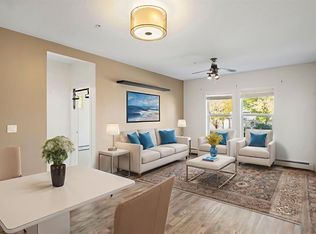 100 W Cranfield Cmn SE #105, Calgary, AB T3M1S1