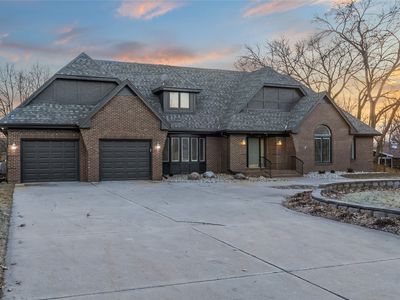 2714 Ashworth Rd, West Des Moines, IA, 50265