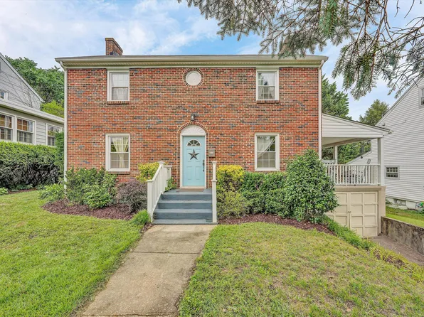 2317 Idavere Rd SW, Roanoke, VA 24015