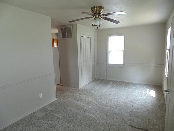 2nd image of 424 S Liberty Pl