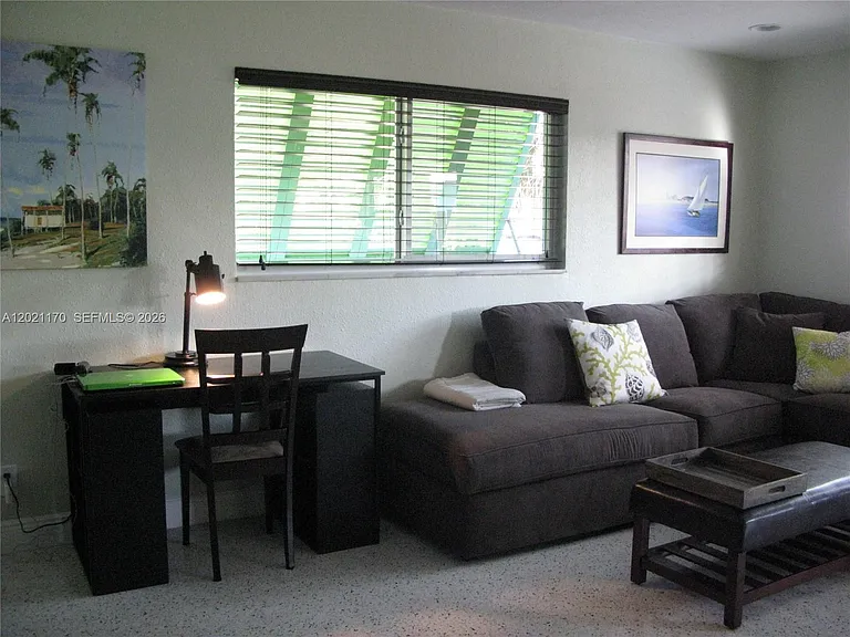 13767 Oleander Ave #E — Photo 7
