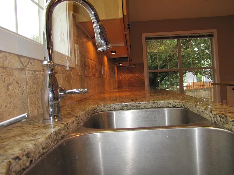 3350 Vernon Cmns NW — Photo 12