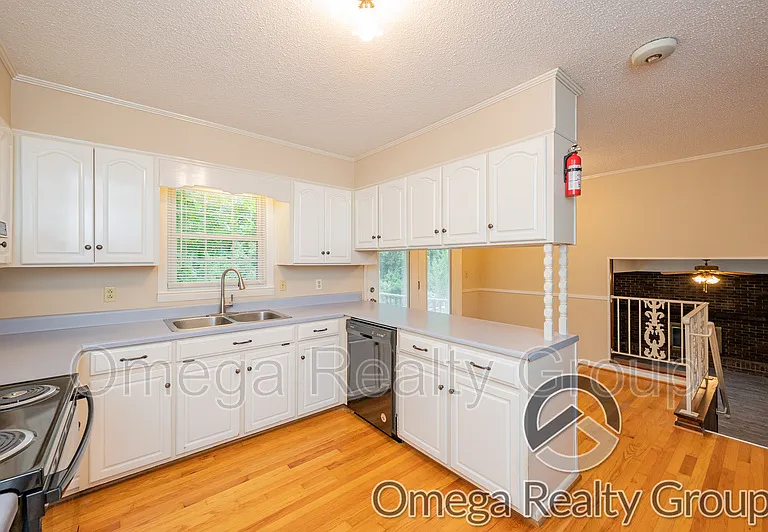3001 Pawnee Cir — Photo 12