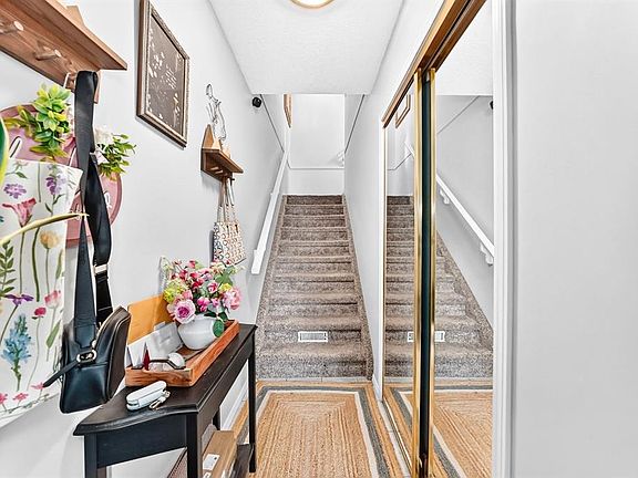4th image of 355 E Regal Park NE