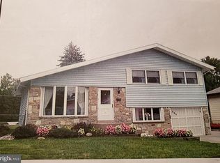 345 Crescent St, Penndel, PA 19047
