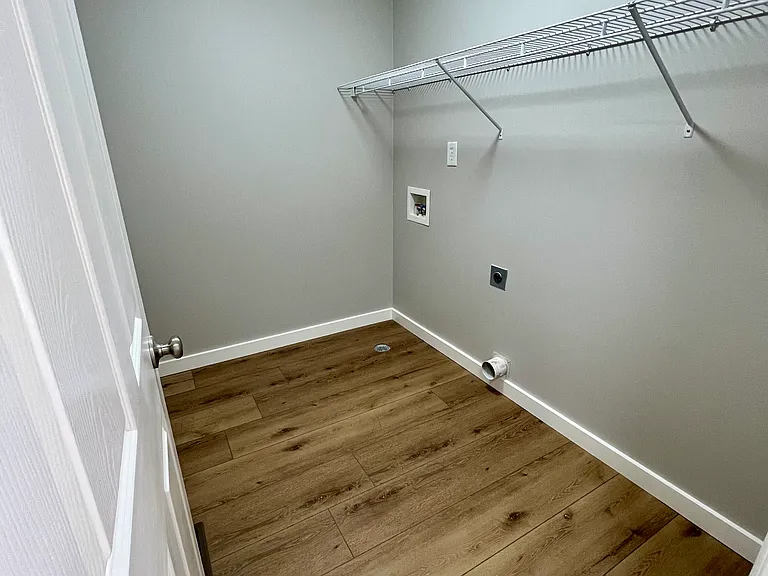 352 Sunset Dr NW — Photo 6