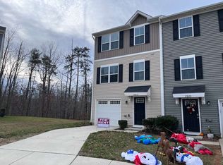 2862 Farzi Cir, Locust Grove, VA 22508