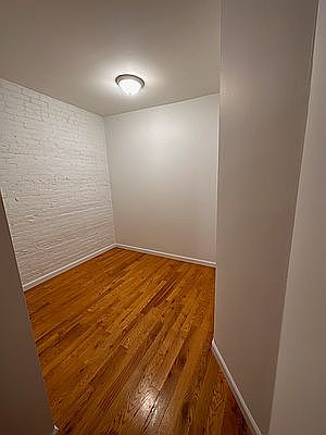 1st image of 426 W 48th St #4WR