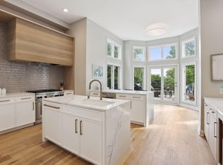 410 River St, Minneapolis, MN 55401